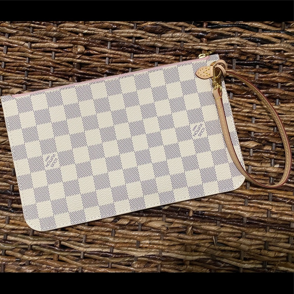 Louis Vuitton MM Neverfull Pouch Damier Azure Rose